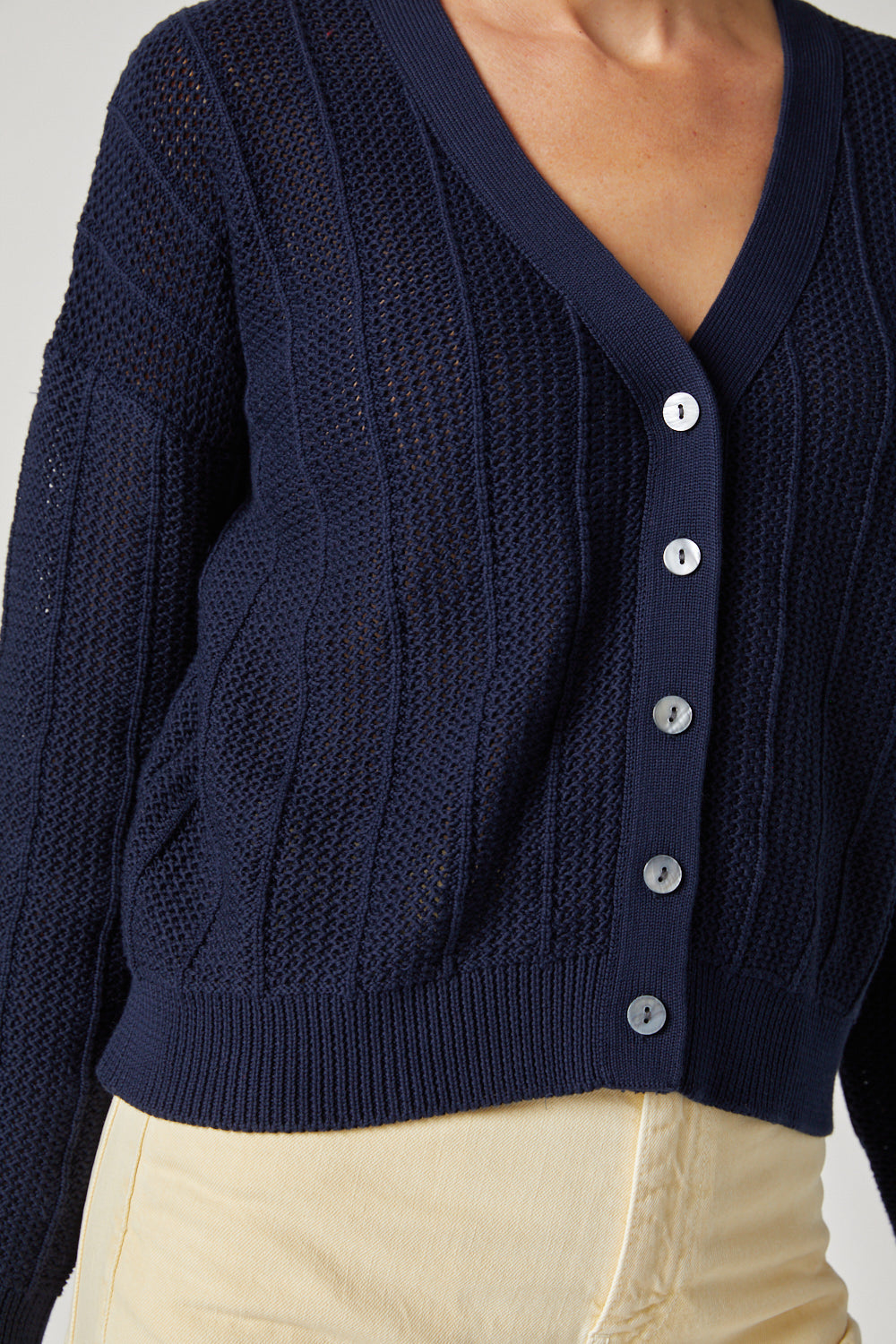 WIDE PLACKET CARDIGAN N6716