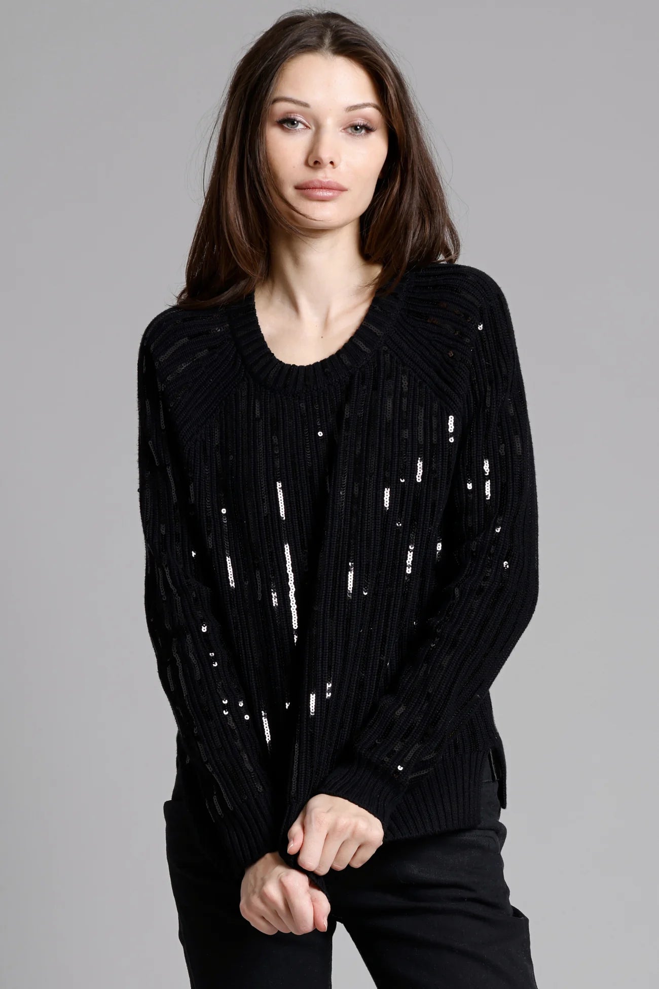 SEQUIN SHAKER CREWNECK 89100