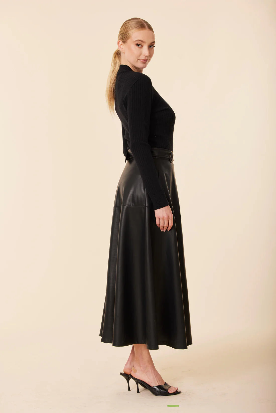 MOCK TURTLE VEGAN LEATHER 75951