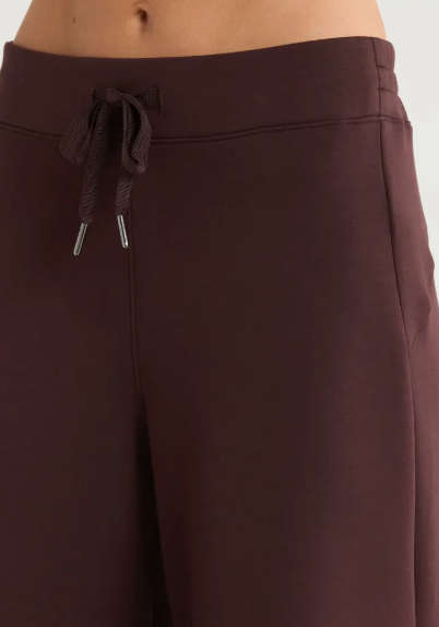 AIRESSENTIAL WIDE LEG PANT 50239R