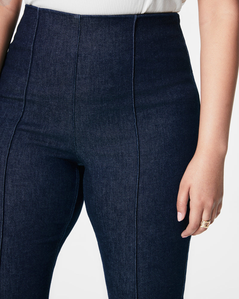 EVERYWHERE ZERO WAISTBAND FLARE JEAN 21161R
