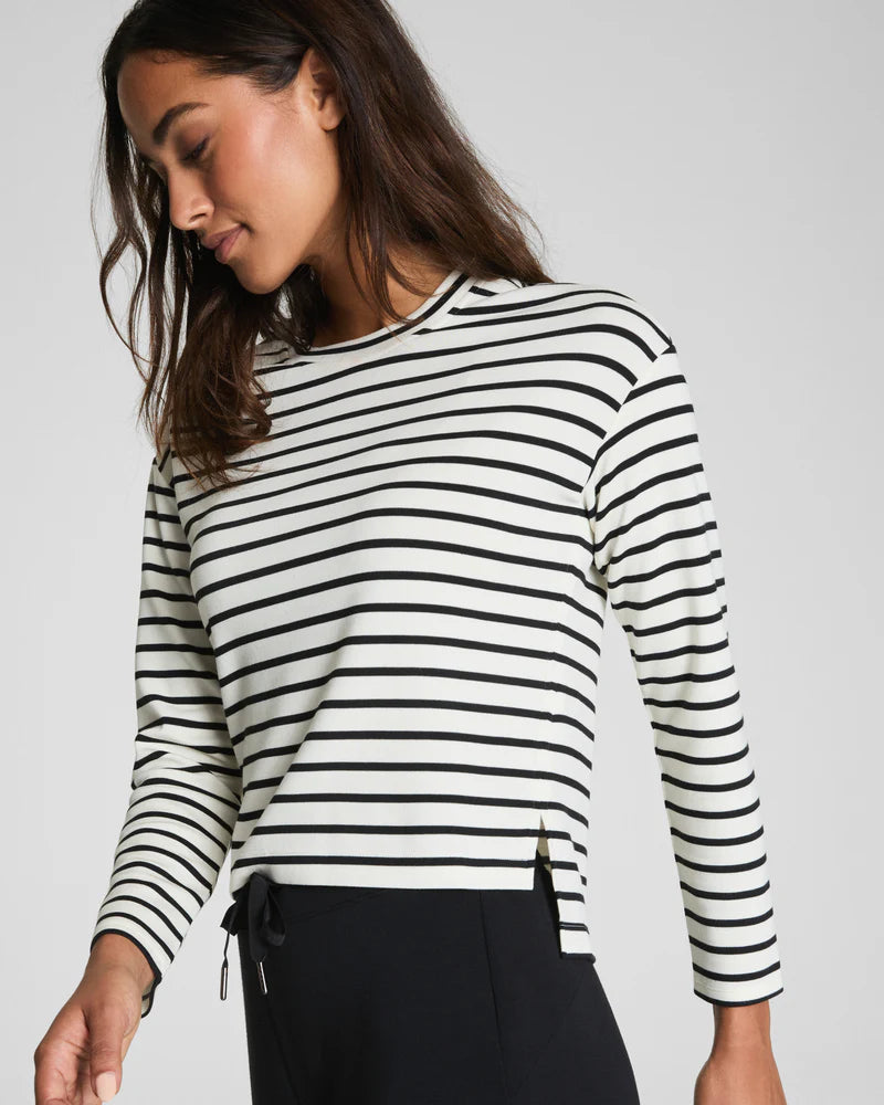 LONG SLEEVE SIDE SLIT TOP 21858R