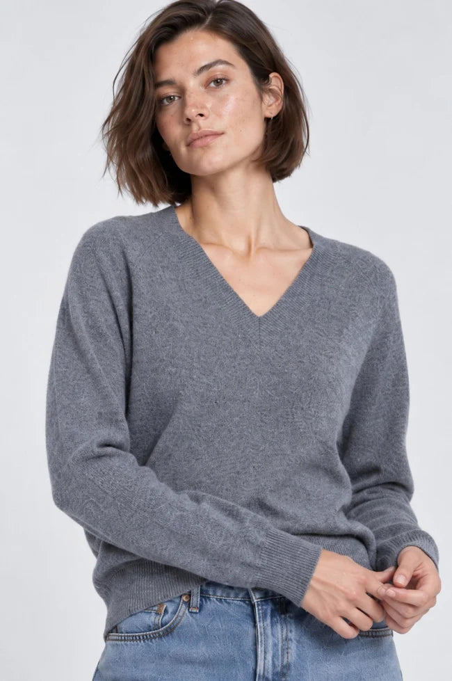 CASHMERE LONG SLEEVE SHRUNKEN V NECK 7566