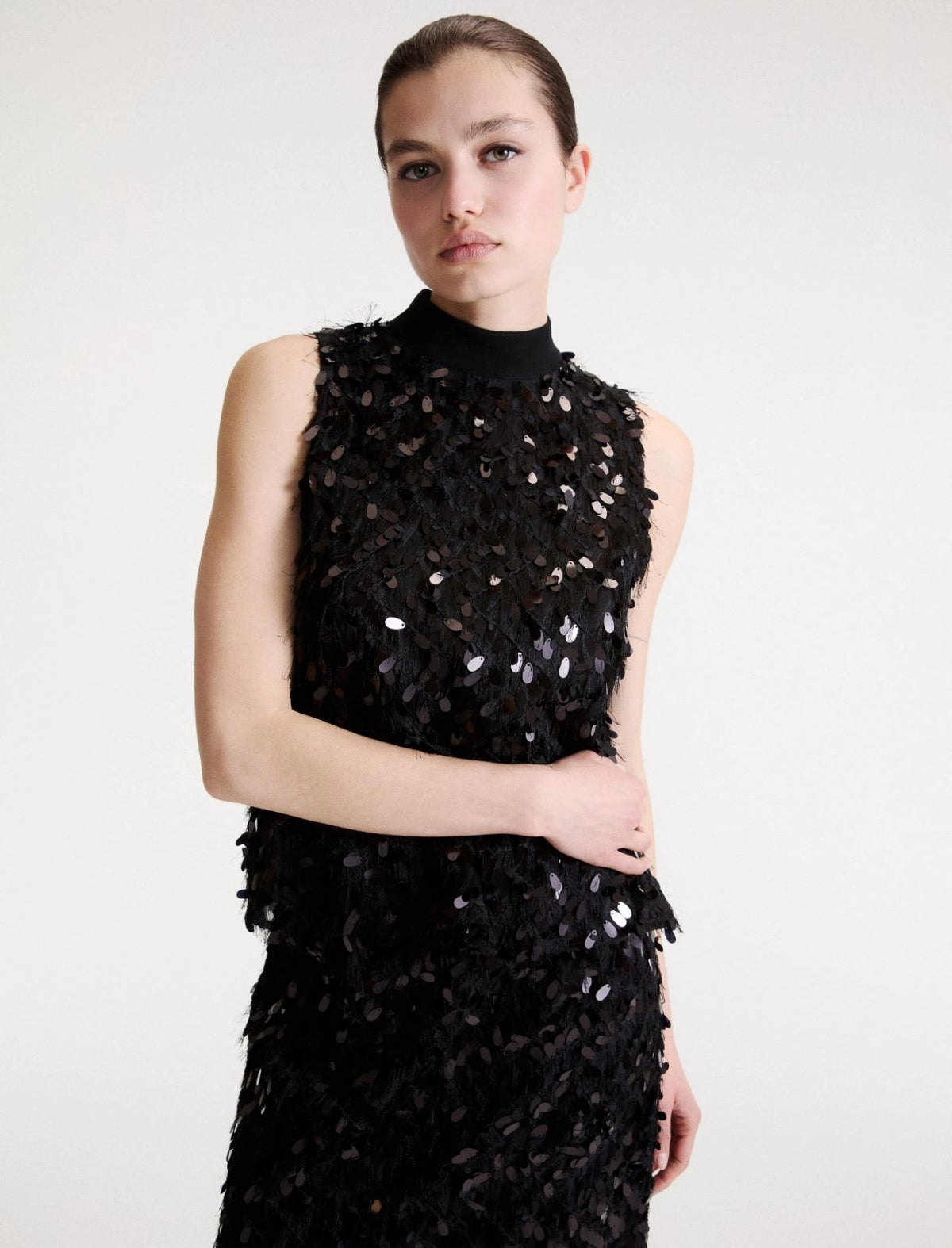 MLLGIOIOSA SLEEVLESS SEQUINNED TOP