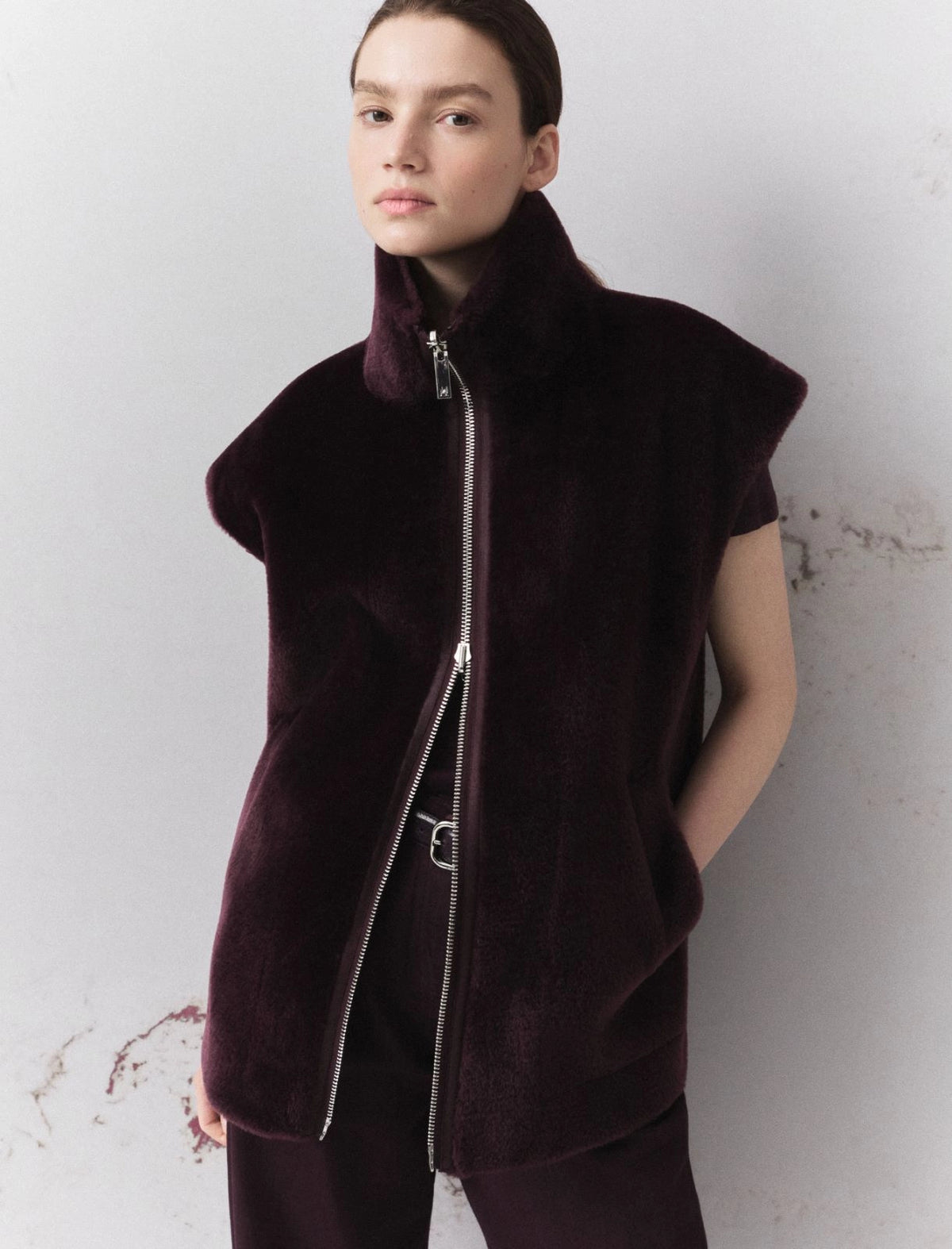 COCOON GILET  FUR VEST 2623456075200