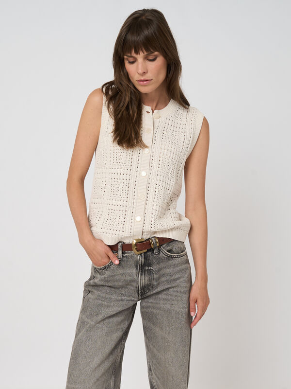 POINTELLE KNIT VEST 401140