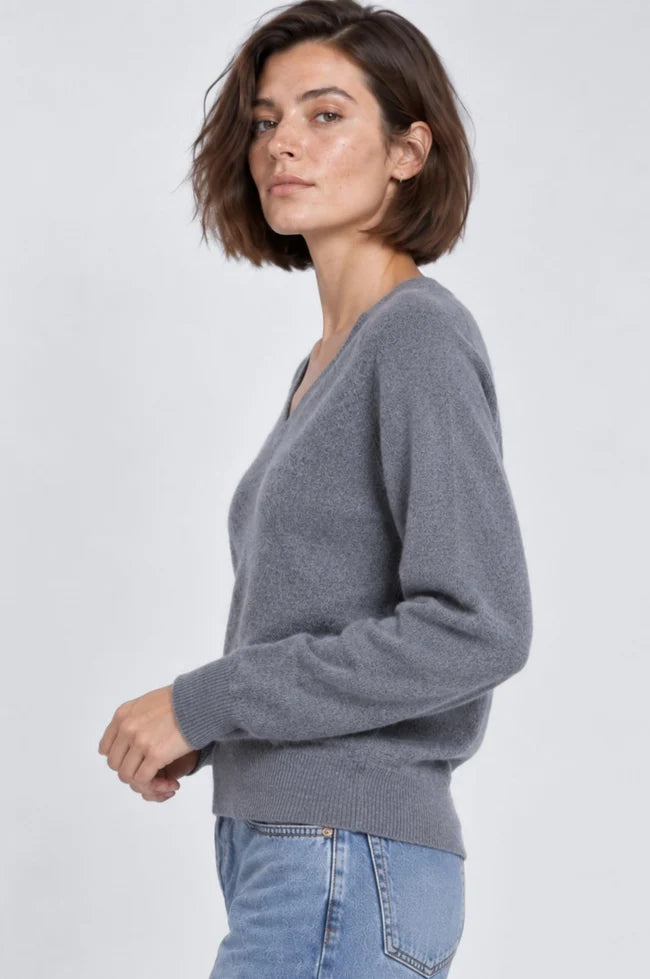 CASHMERE LONG SLEEVE SHRUNKEN V NECK 7566