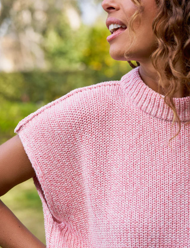 MONTECITO VEST