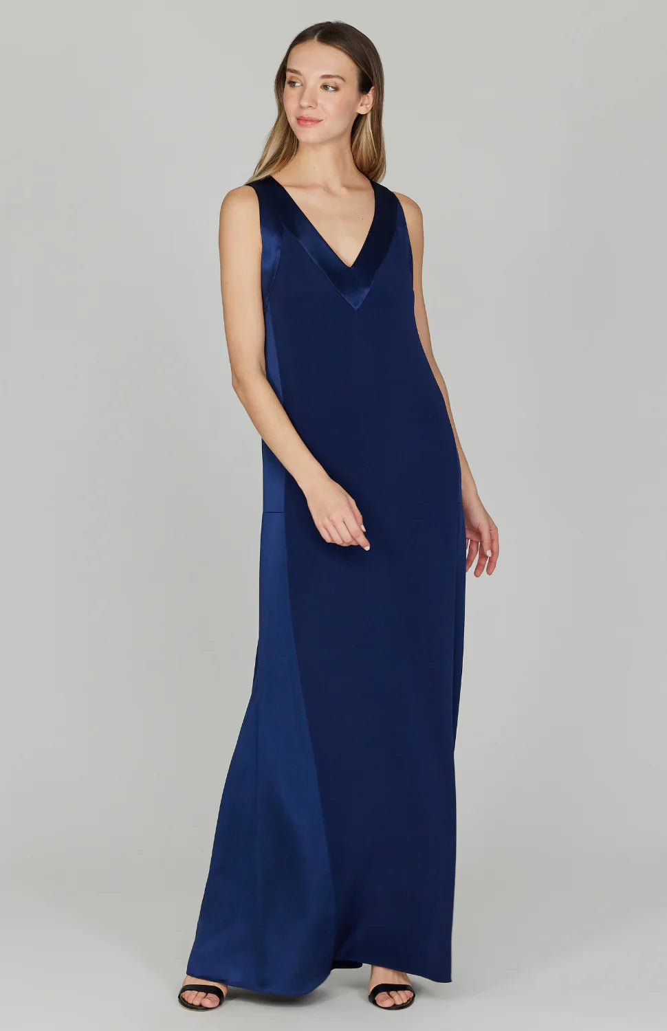 V NECK W/ CONTRAST PANEL DL801SAT