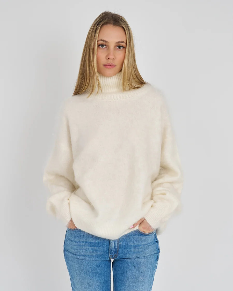 OAKLEY BRUSHED CASHMERE OVERSIZED MOCK  F2196