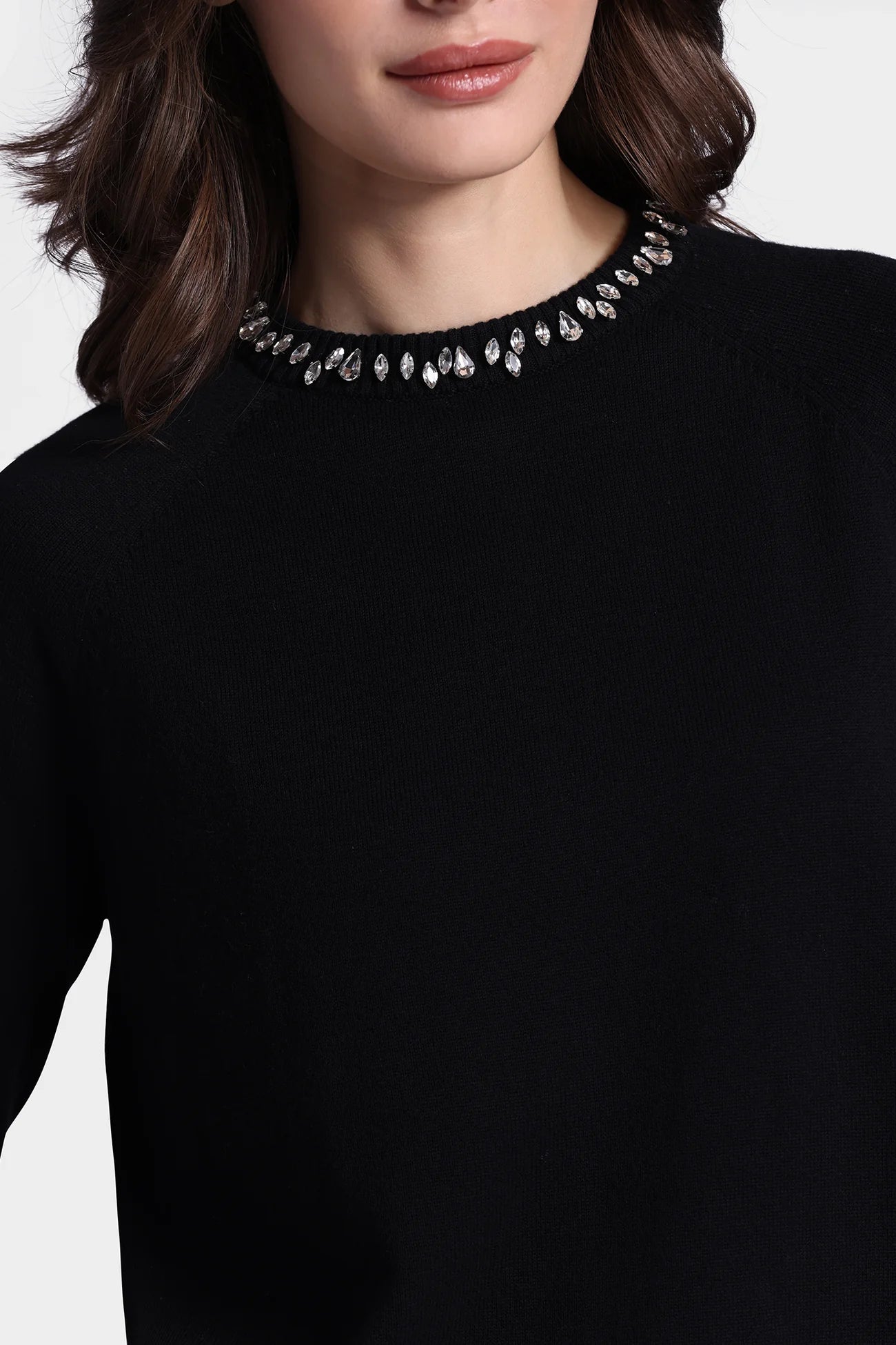 JEWEL NECK RAGLAN CREW 9021