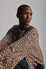 GLOBE LEOPARD BLOUSE