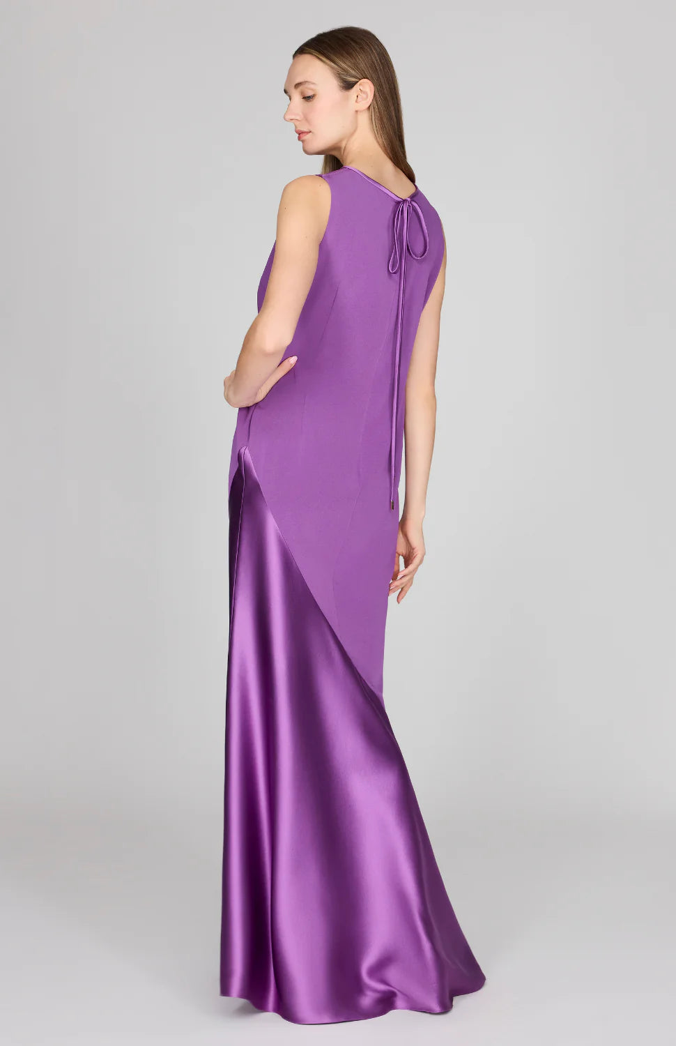 SLEEVELESS GOWN W/ FLARED SKIRT DL1062SAT