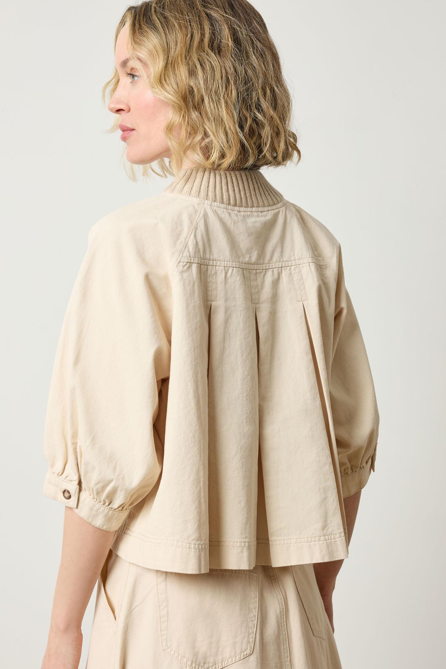 KNIT COLLAR TWILL TOP PA3047
