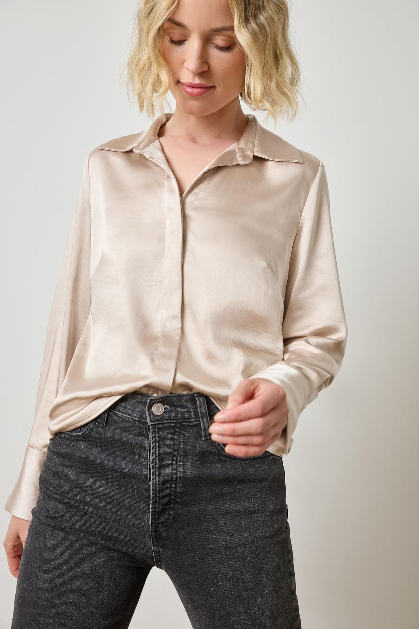 SATIN BUTTON DOWN PA3147