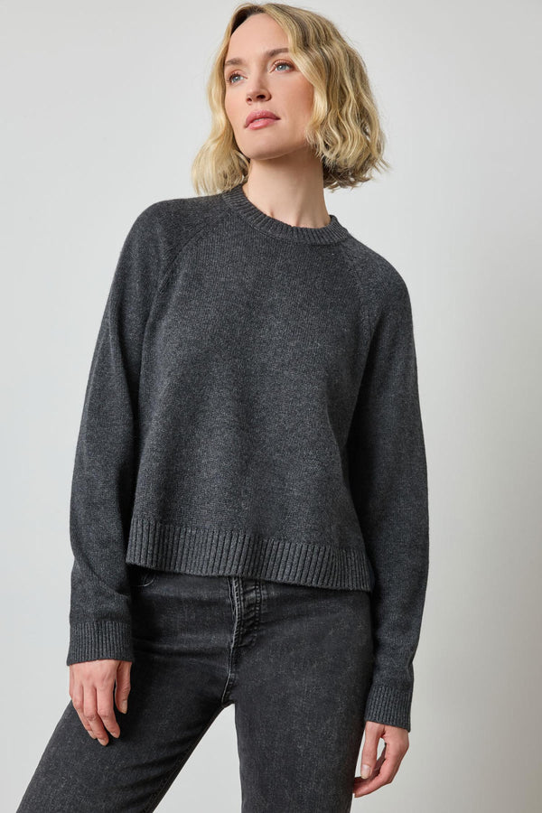PLEATED BACK RAGLAN SWEATER PA3203