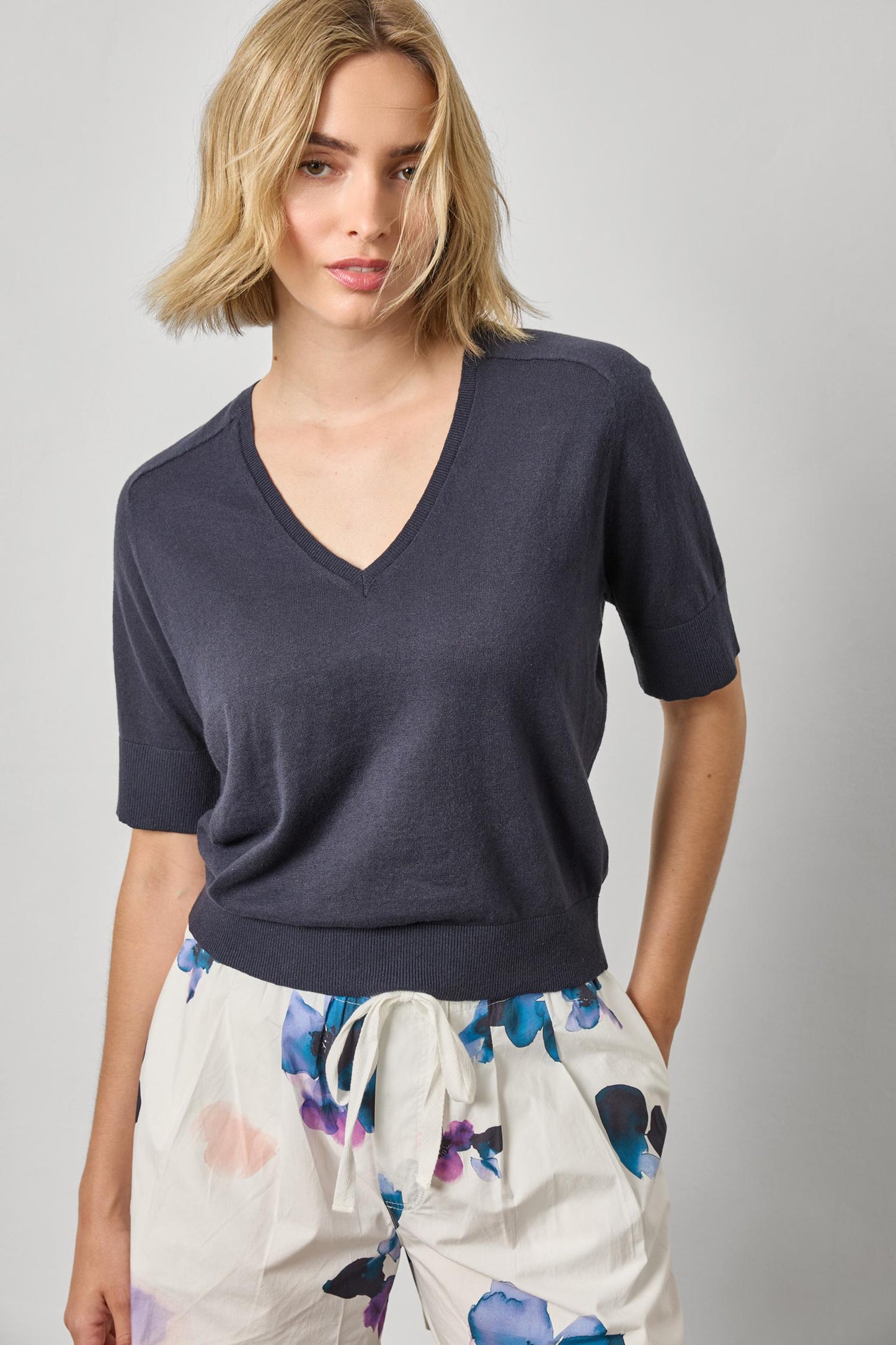 V NECK SADDLE SLEEVE SWEATER PA3287