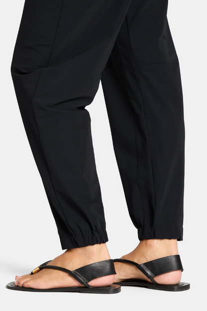 JUNE JOGGER 6320N04701