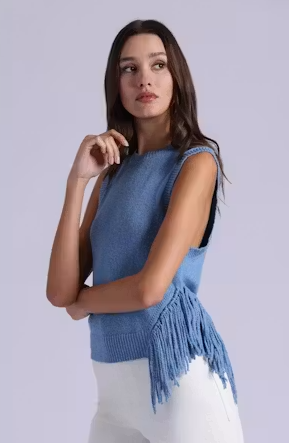 TEXTURED SLEEVELESS CREW W/FRINGE 9836