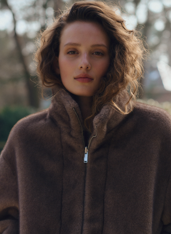 FAUX FUR HIGH NECK FRONT ZIP 800260