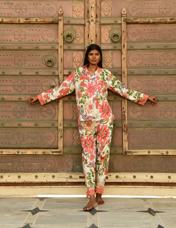 BUDDHA BOUQUET HOT PINK PJ