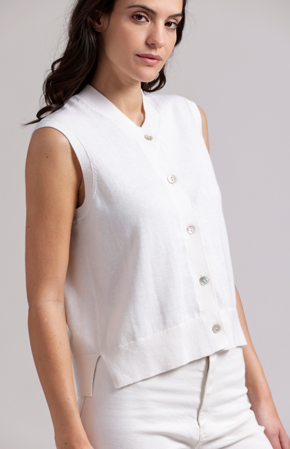 BUTTON FRONT VEST 9205