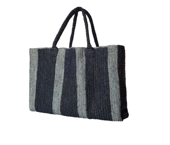 THE WEEKENDER BAG