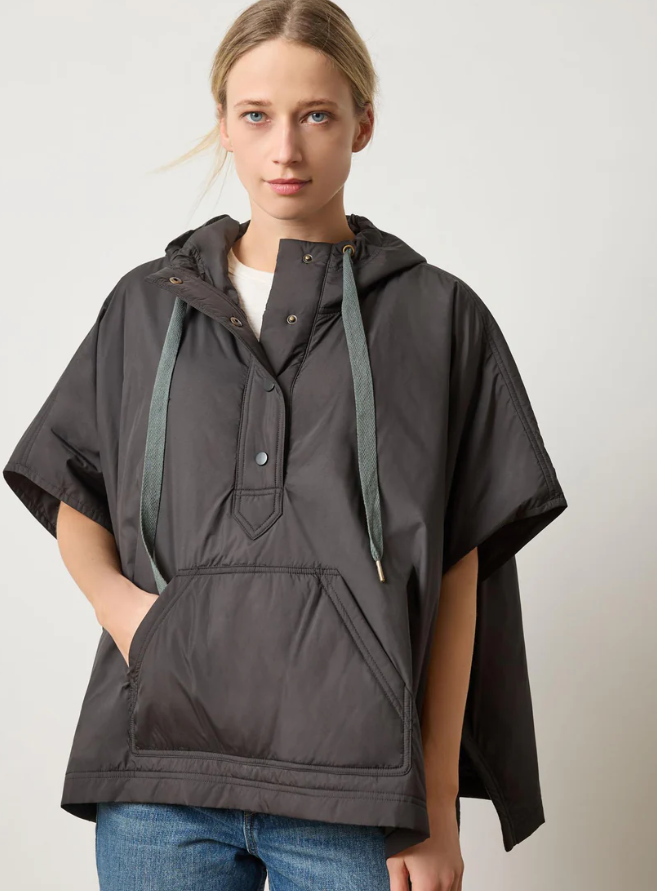 HOODED PONCHO PA3134