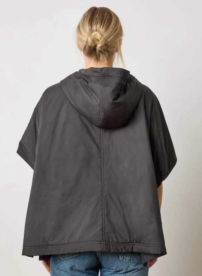 HOODED PONCHO PA3134