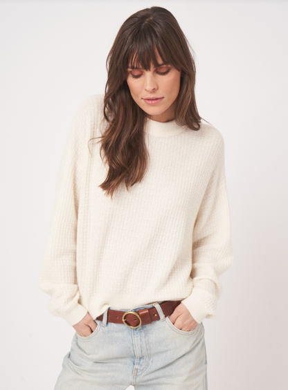 CREWNECK WINDOW PANE SWEATER 103596