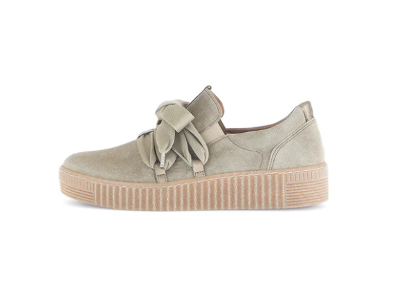 SUEDE BOW SNEAKER 73.333