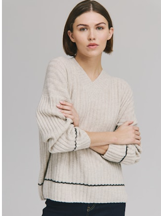 RIB V WITH CONTRAST WHIPSTITCH R14330