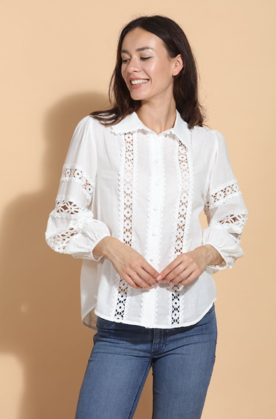COTTON BLOUSE W/ LACE INSET 162