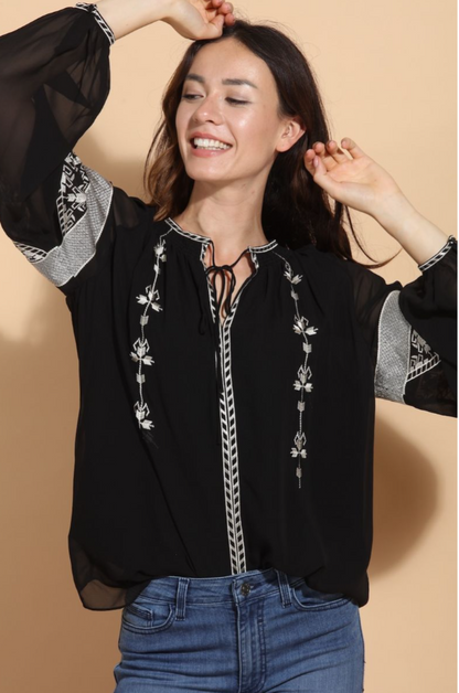 EMBROIDERED TOP W/ TIE NECK 542