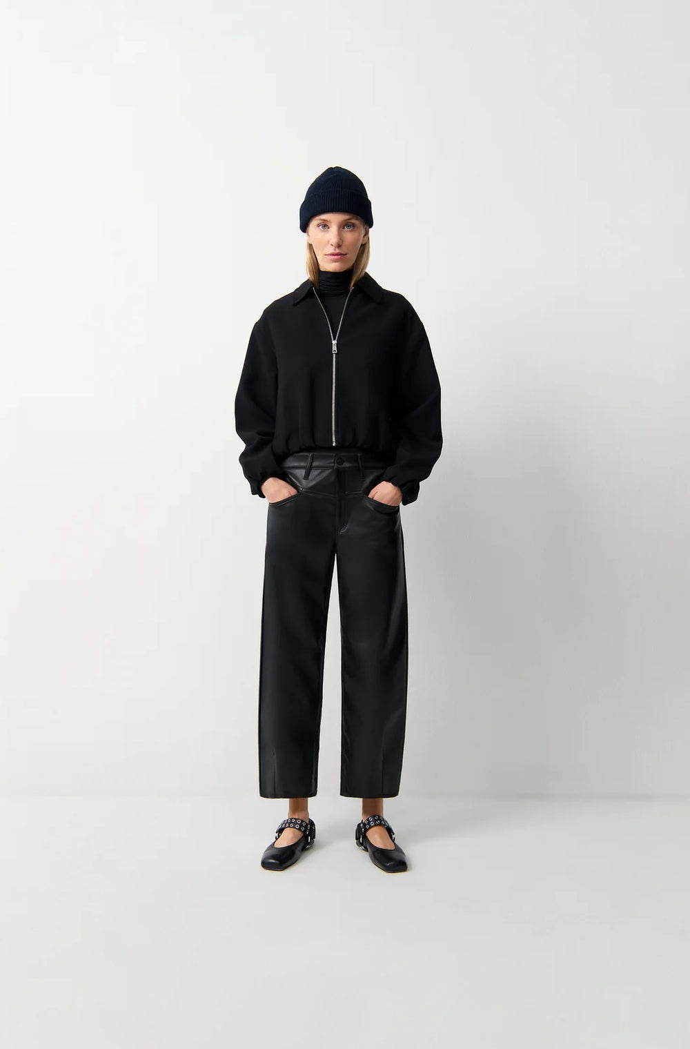 ELIN VEGAN LEATHER BARRREL  6301003602