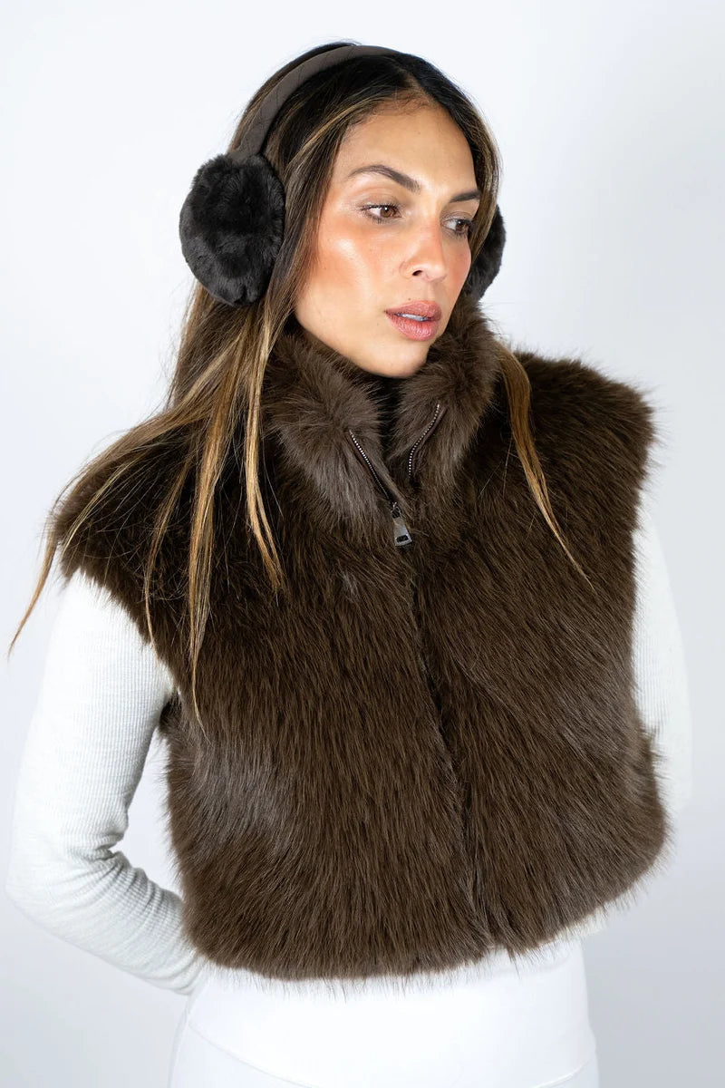 MOON RABBIT CROP VEST